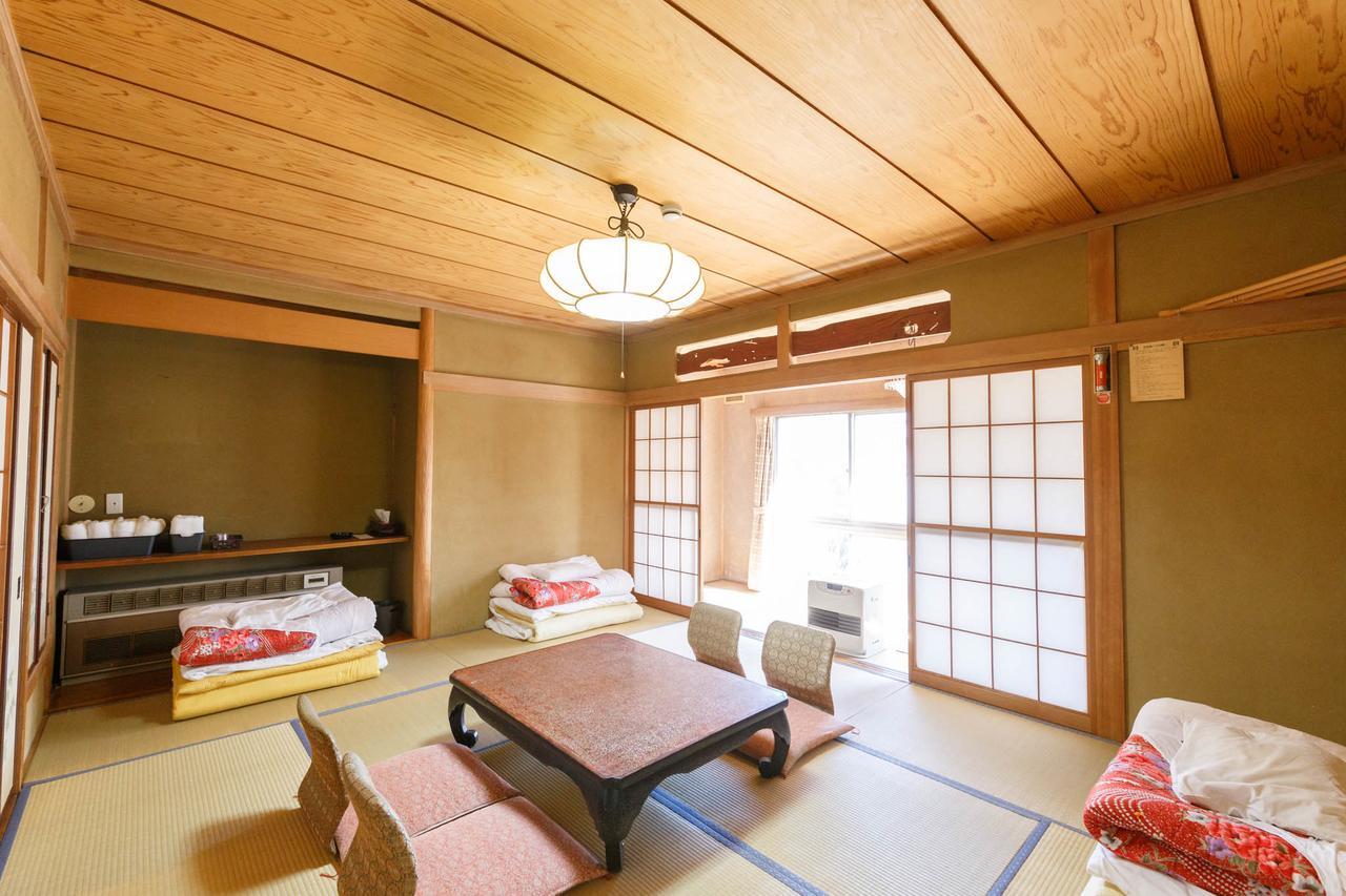 柏屋旅館＜シェアハウス&ゲストハウス＞ Saku Exteriör bild