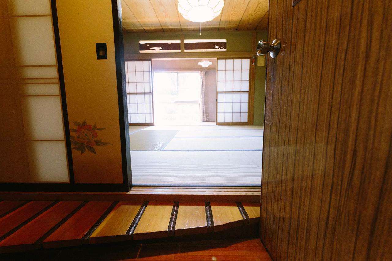 柏屋旅館＜シェアハウス&ゲストハウス＞ Saku Exteriör bild